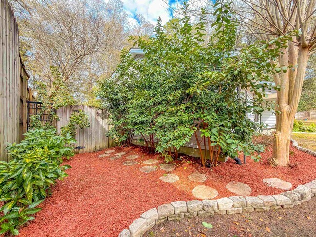 Building Photo - 3122 Pleasant Ct