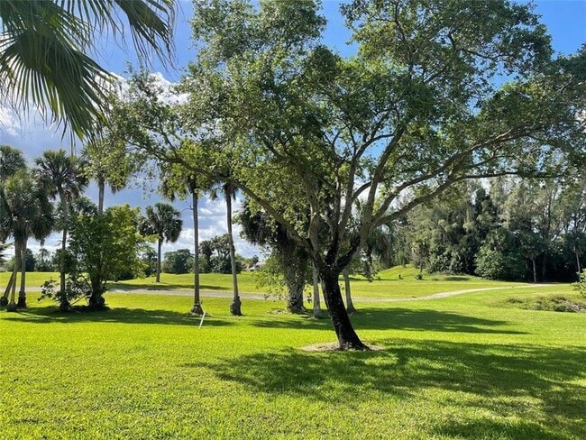 Building Photo - 3350 Pinewalk Dr N