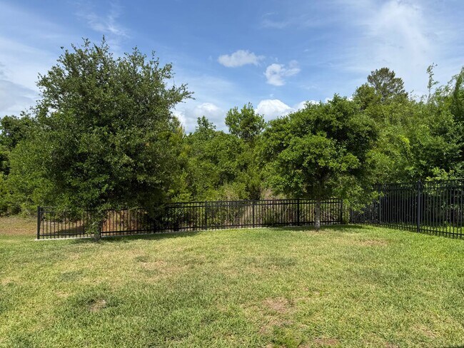 Building Photo - FOR RENT in Live Oak Lake – St. Cloud!