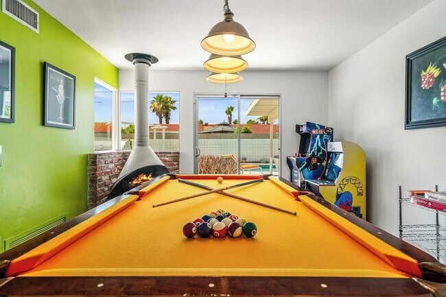 Building Photo - 2305 E Bellamy Rd