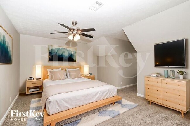 Building Photo - 5224 Parkside Dr SE