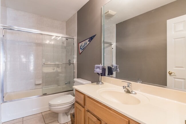 Building Photo - 840 N Northwest Hwy