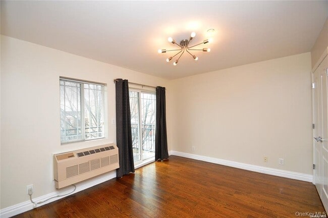 Building Photo - 69-14 41st Ave