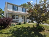 Building Photo - 7006 Finchley Dr