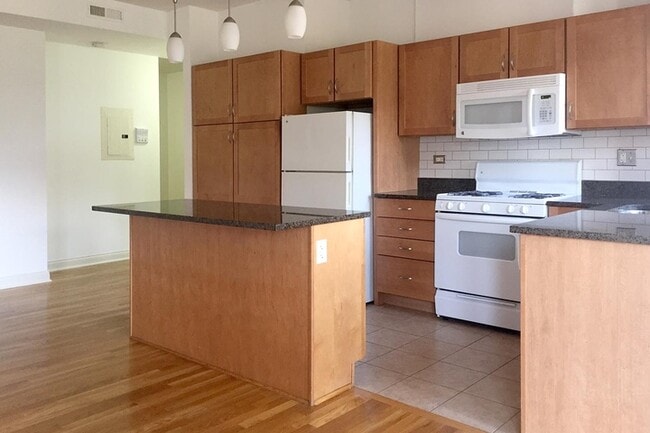 Floorplan - 5400-5408 S. Ingleside Avenue