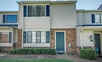 Building Photo - 409 Lakebend Pl