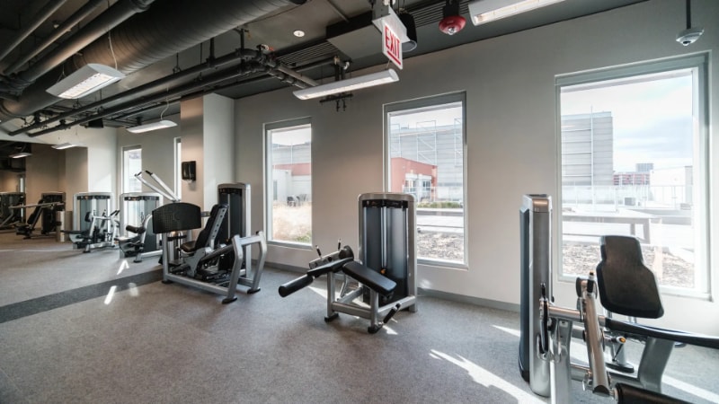 Building Photo - 1000 S Clark St