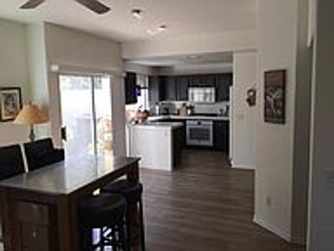 Building Photo - 1036 Pan Ct