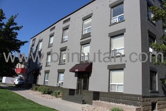 Building Photo - 273-275 S. 400 E. - 10