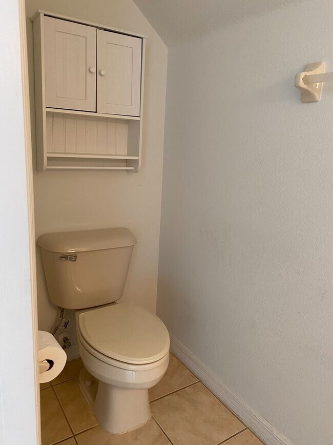 Building Photo - 3 bedroom townhouse in Largo - Seminole Pa...