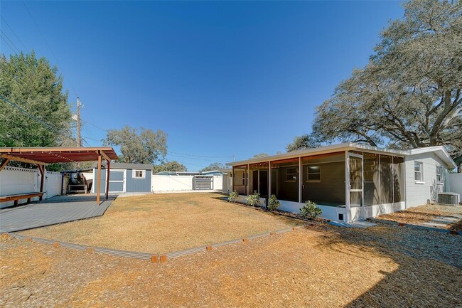 Building Photo - 11128 116th St