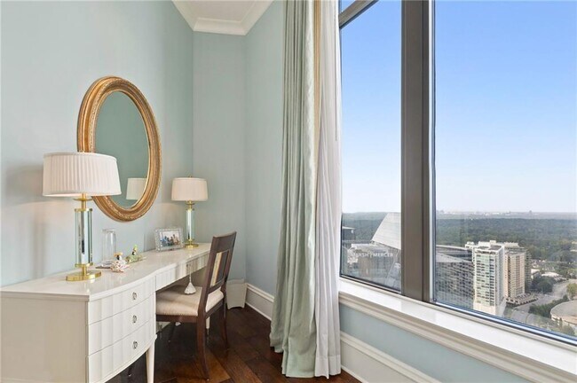 Building Photo - 3376 Peachtree Rd NE