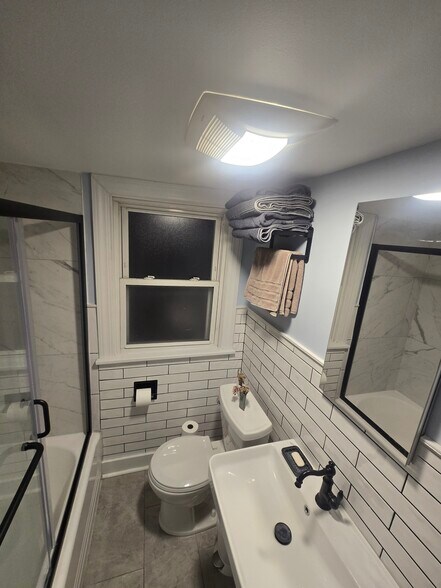 Building Photo - 88 Nassau Ave