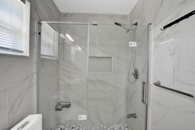 Building Photo - 855 NW 80th Terrace