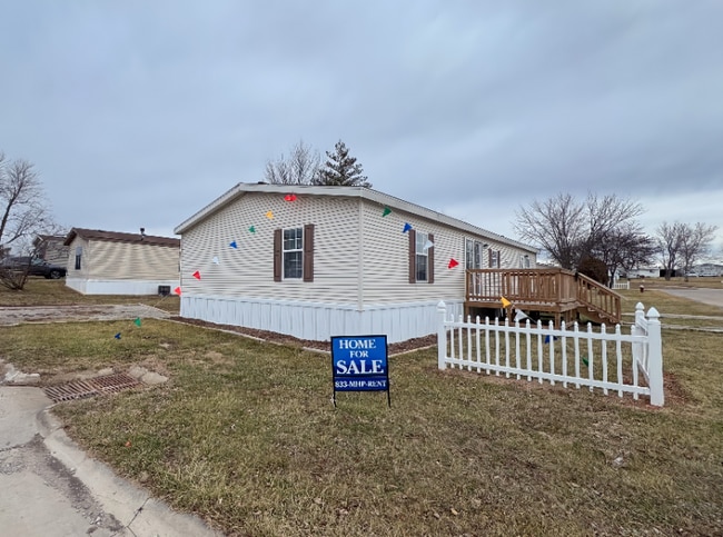 Building Photo - 200 N 28th St