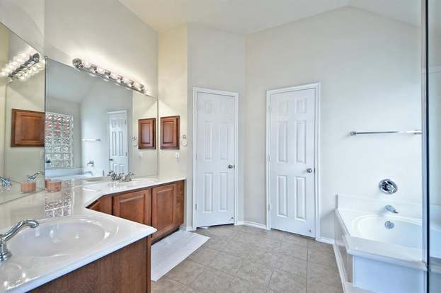 Building Photo - 5427 Persimmon Pass