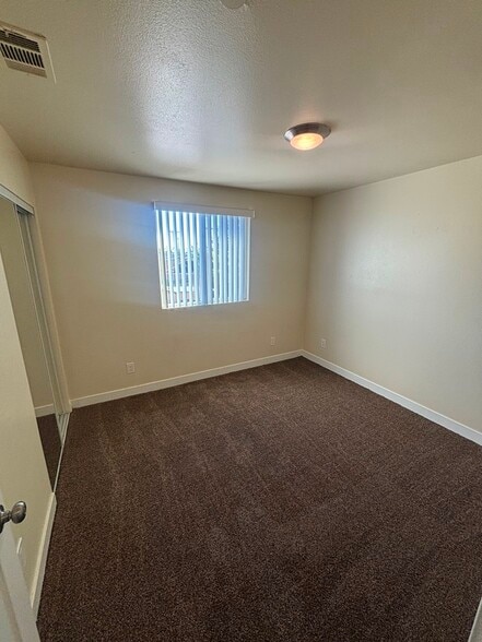 Building Photo - 134 W 84th St