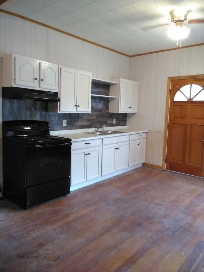 Primary Photo - Discover your new home in the picturesque ...