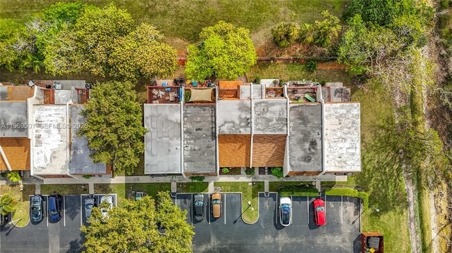 Building Photo - 2133 N 14th Ave