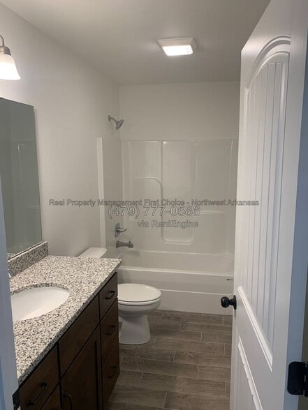 Building Photo - 2131 Tallgrass Ter