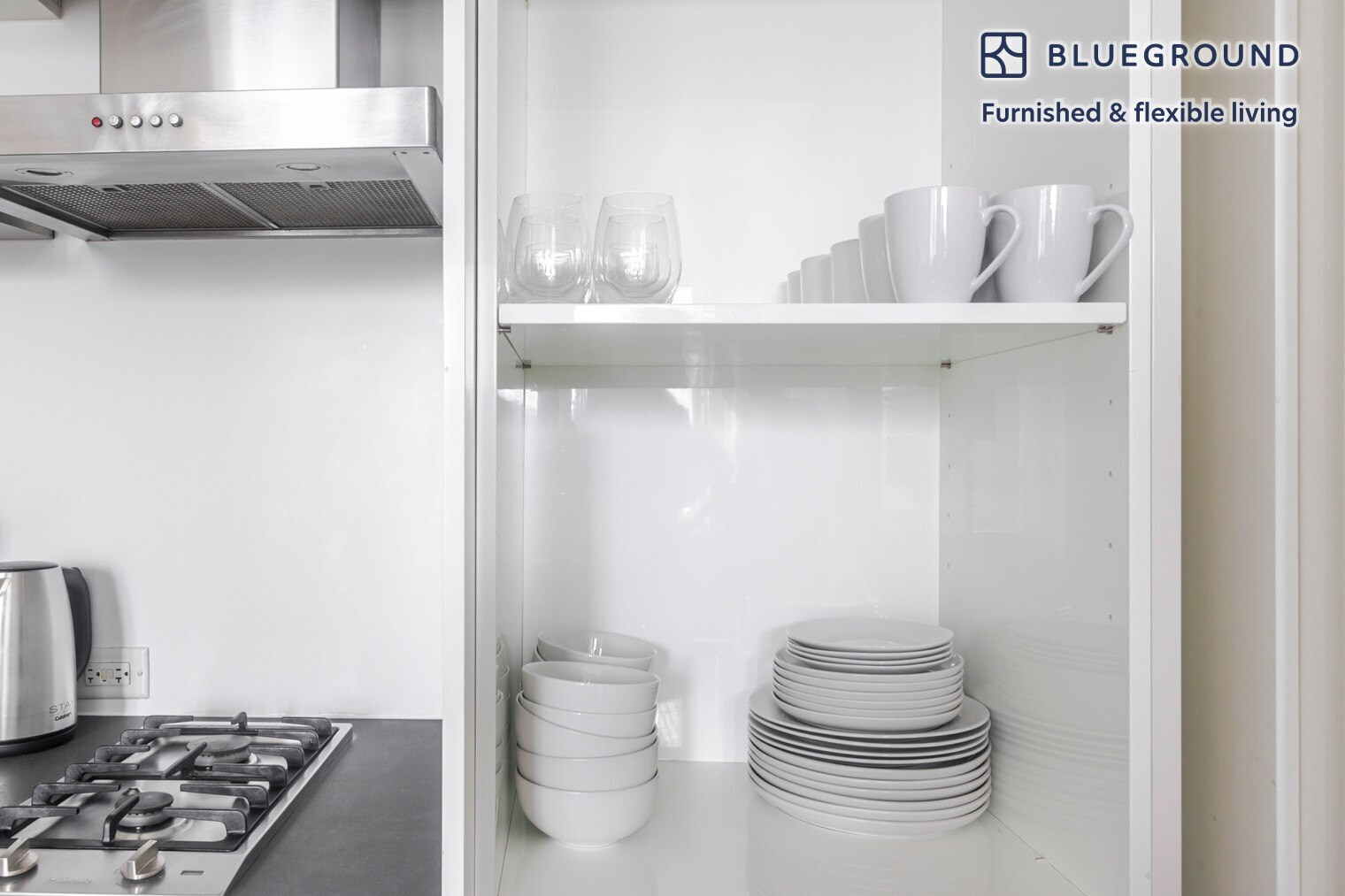 Building Photo - 70 W 45th St