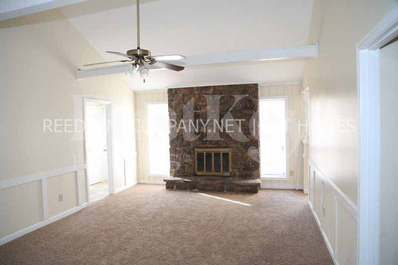 Building Photo - 7197 Deventer Cove