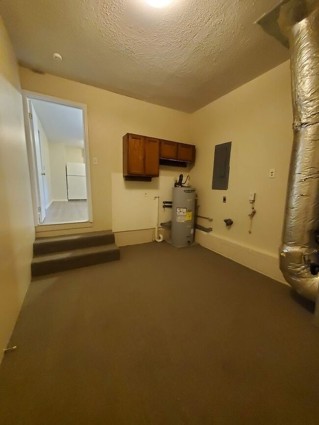 Building Photo - Charming 3br, 1.5 bth Home in Western Branch