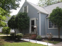Building Photo - 458 E 272nd St