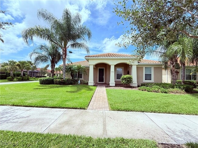 Primary Photo - 4954 Iron Horse Way