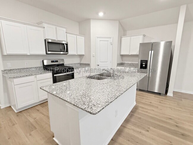 Building Photo - 1629 Topaz Trl