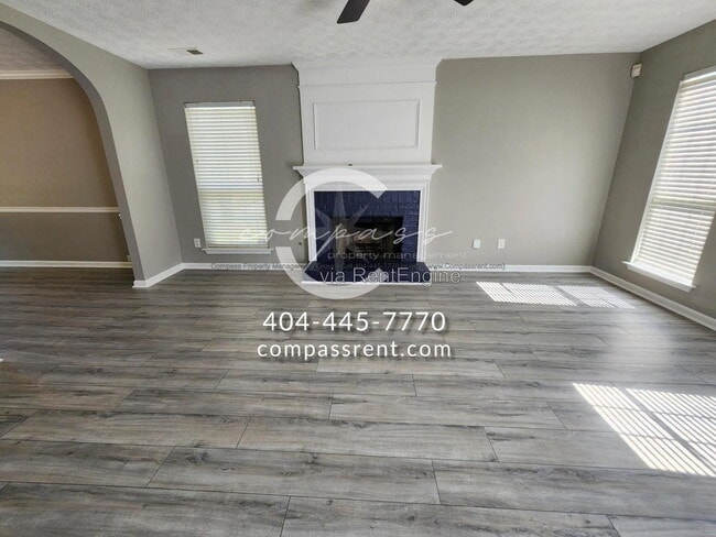 Building Photo - 4200 Arrowhead Pointe
