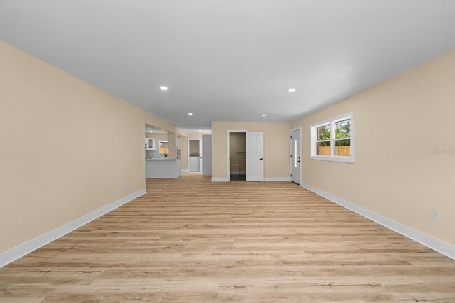 Building Photo - 10707 N Rome Ave