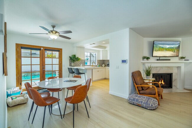 Building Photo - 54200 Avenida Madero