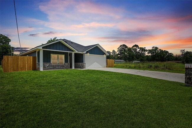 Primary Photo - 3730 Nathan St