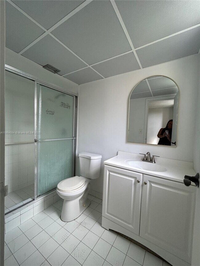 Building Photo - 1800 SW 81st Ave