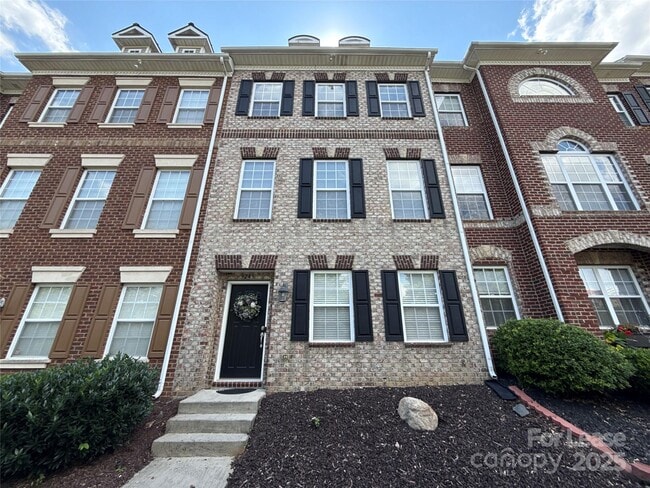 Primary Photo - 9245 Belcaro Ln