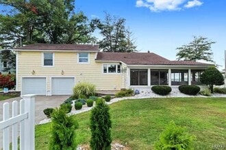 Building Photo - 1509 Park Ave