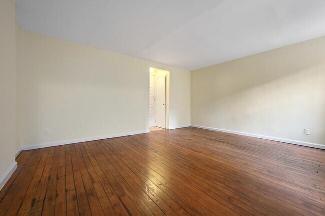 Living - 219 Clinton Ave