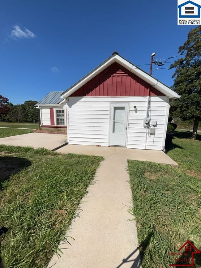 Building Photo - 312 Higginbotham Rd