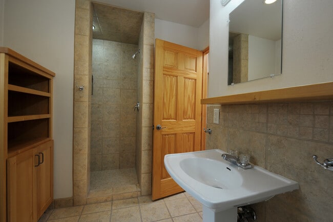 Building Photo - 245/247 Casados St