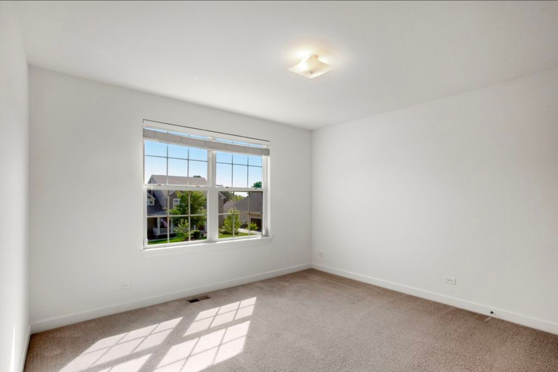 Building Photo - 23590 Sanctuary Club Dr