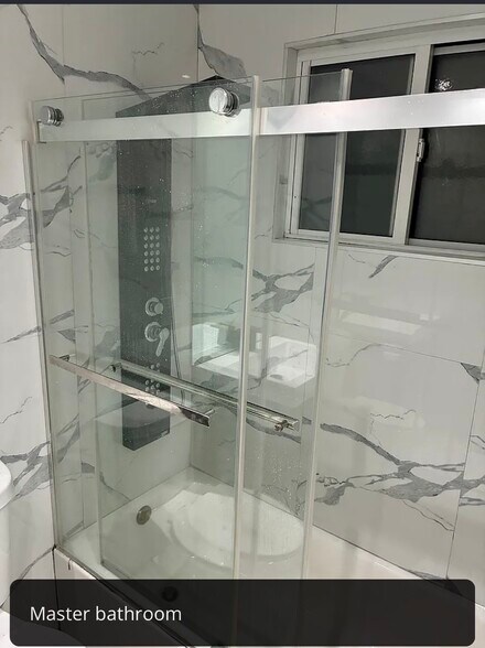 Building Photo - 314 S 9th Ave