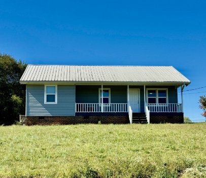 Primary Photo - For Rent: Charming 3 Bedroom, 2 Bath Home in Beautiful West Union, SC