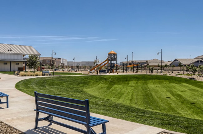 Building Photo - *Like Brand New Luxurious Modern 3 Bedroom 2 Bath Townhome in Warner Meadows!**