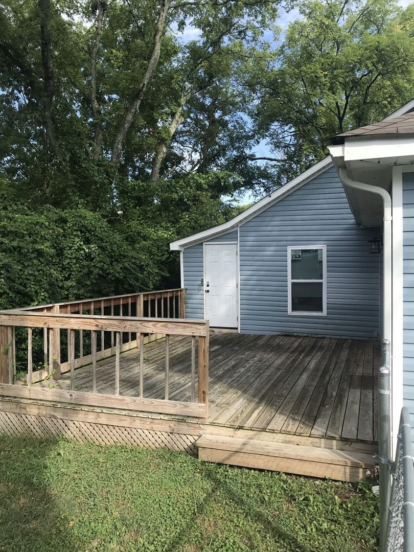 Building Photo - 2408 Dabbs Ave