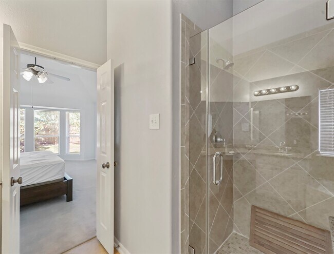 Building Photo - 8214 Garrison Point Dr