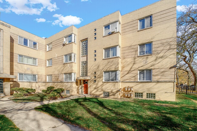 Building Photo - 2046 E 72nd Pl