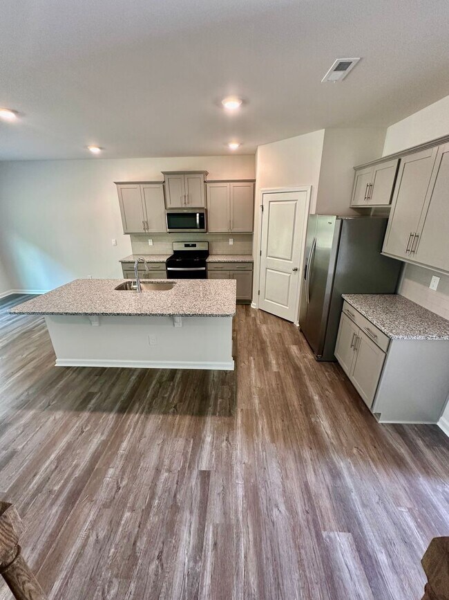 Building Photo - Spacious 5-bedroom home in Monroe, NC!