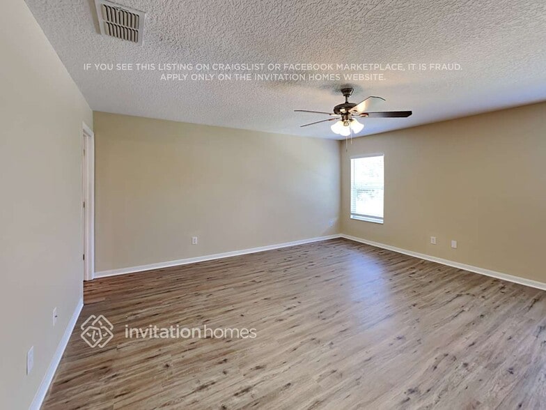 Building Photo - 31832 Spoonflower Cir