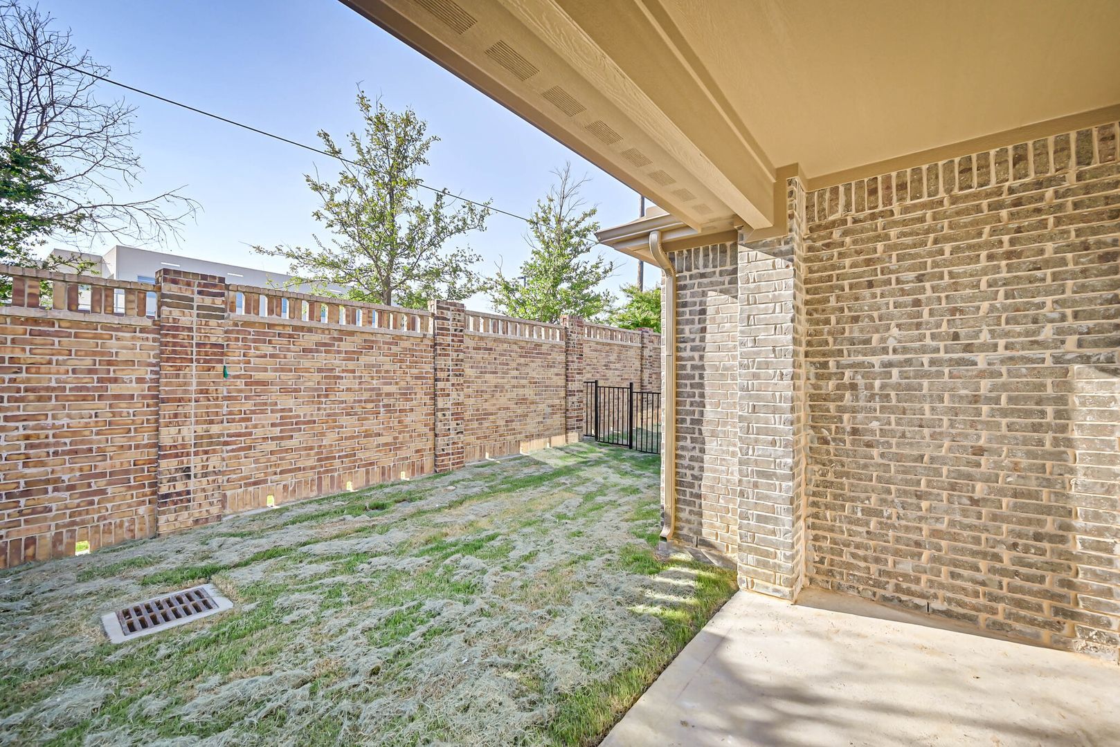 Building Photo - 4252 Mingo Dr